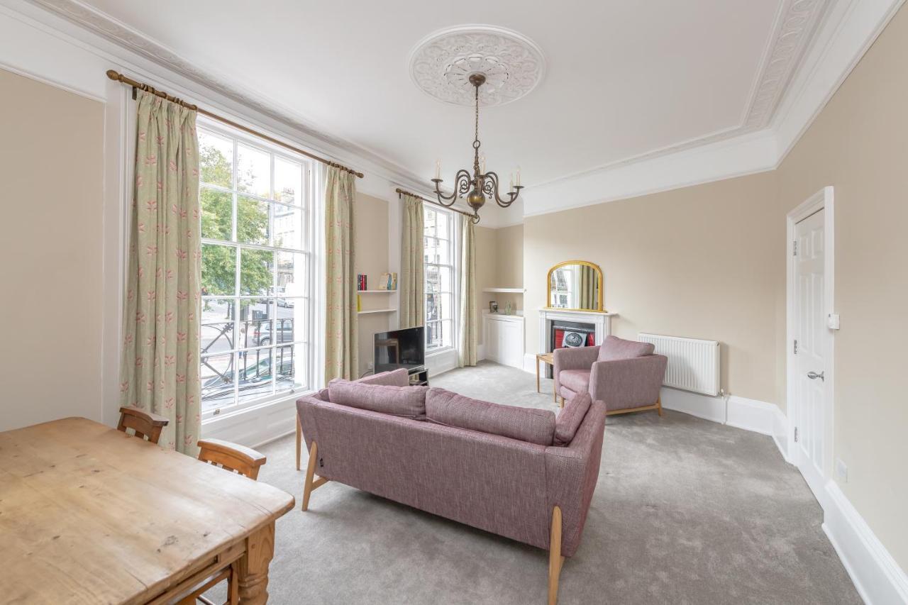 Ferienwohnung Spacious Maisonette With Parking - 10 Mins Walk From Bath Abbey - 2 Bed & 2 Bath Exterior foto